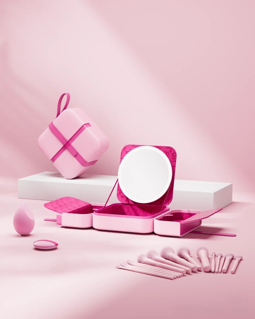 Fascinate™ Travel Makeup Bag